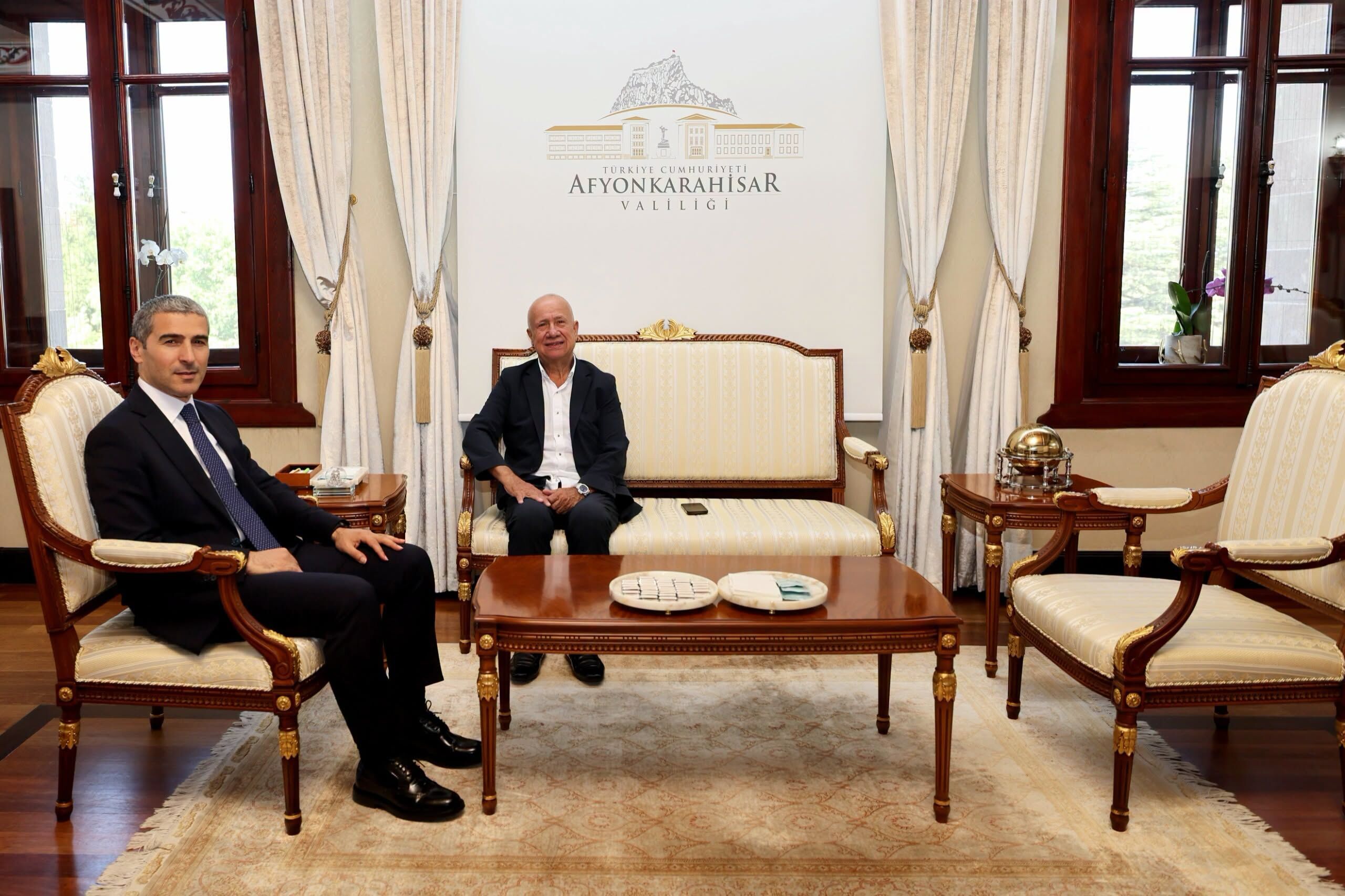Uşak Osb Başkanı Ağaoğlu’ndan Vali Aktaş Ziyaret