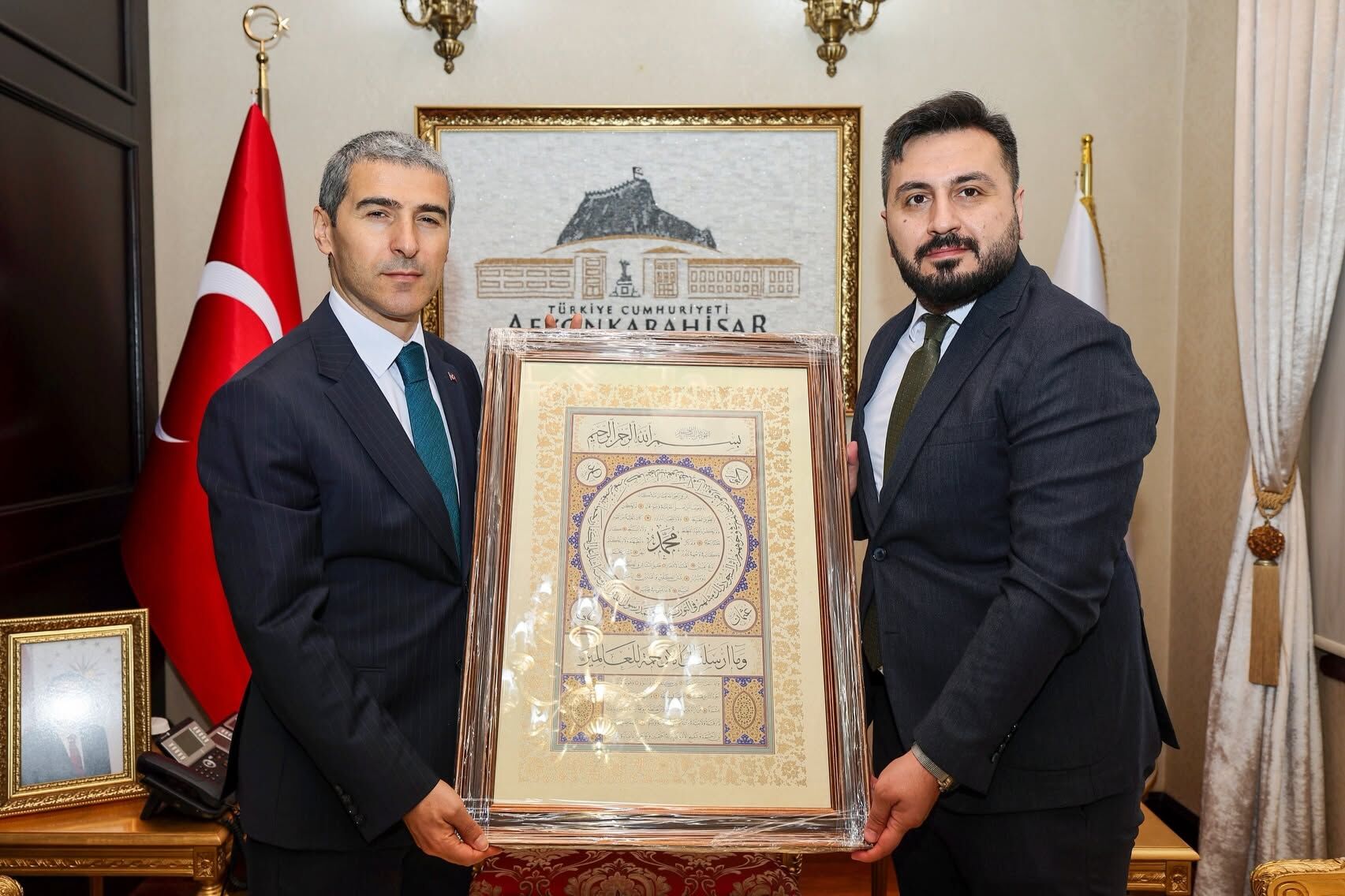Vali Aktaş Albayrak Grubu Yönetimini Ağırladı (2)