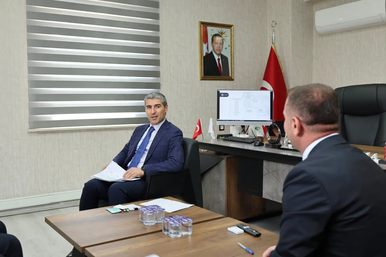 Vali Aktaş Ticaret İl Müdürlüğü'nü Ziyaret Etti 2