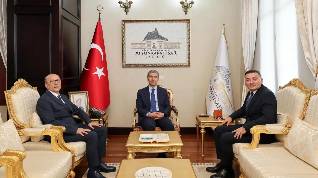 Vali Naci Aktaşa Anlamlı Ziyaret 2