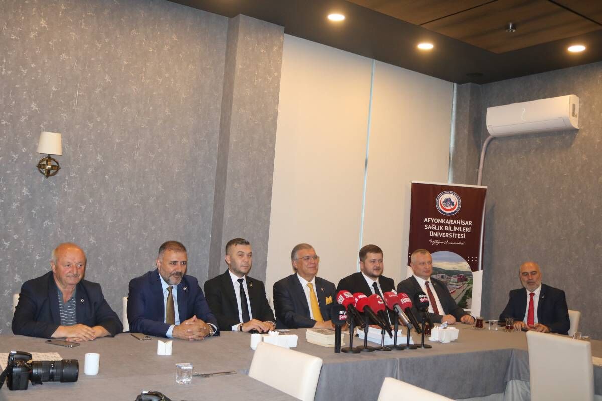 Yeniden Refah Partisi Afyonda Gundemi Degerlendirdi Ciftci Egitim Ve Eber Golu Masada 3 6A3Fd24D5E521
