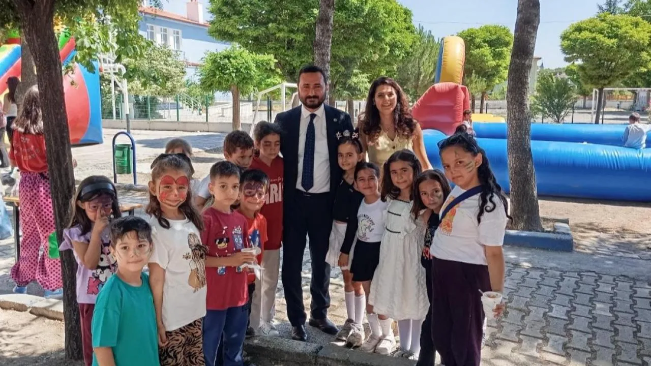 Yeşilçiftlik Belediyesi’nden Çocuklara Tatil Hediyesi-1