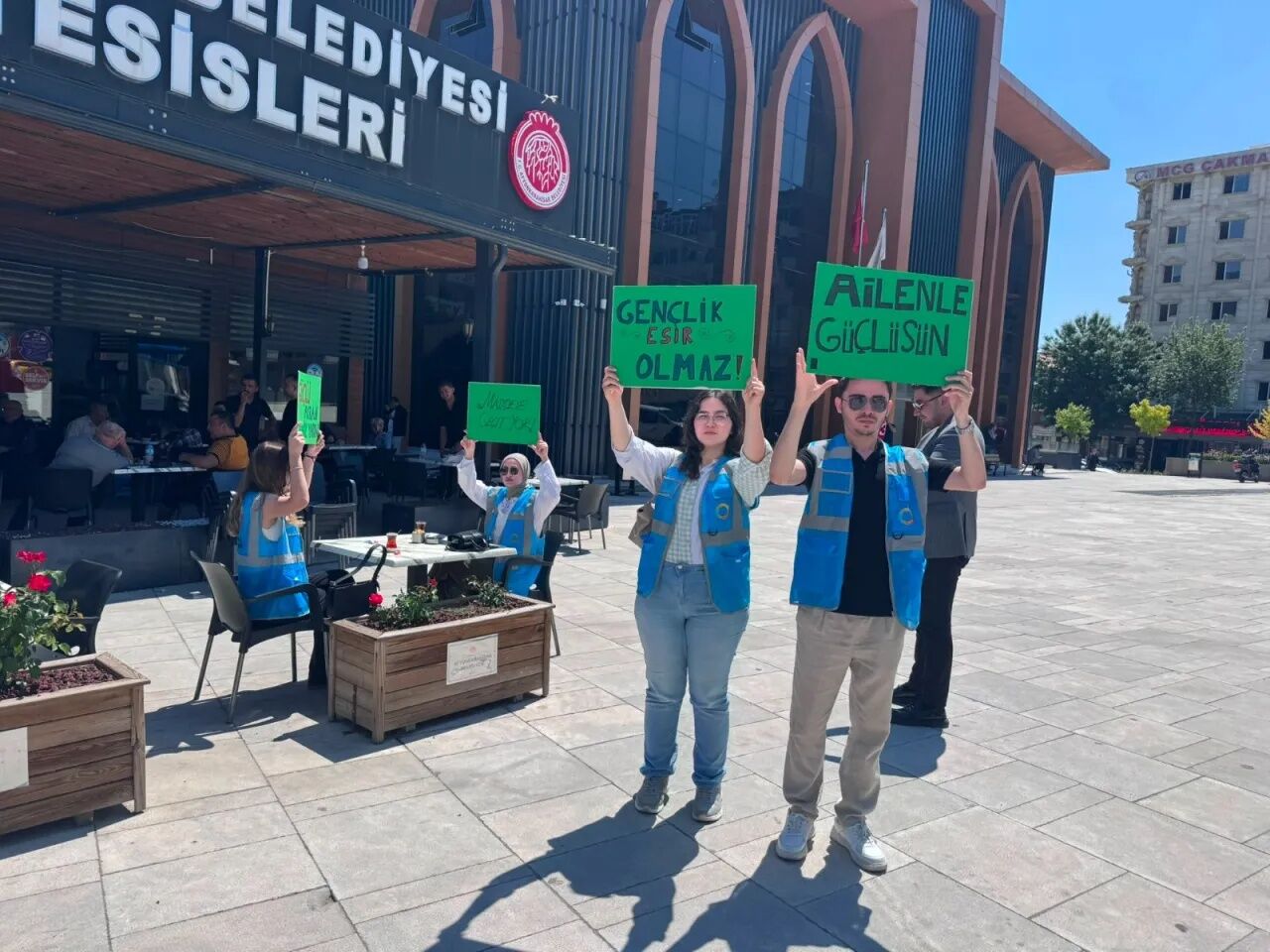 Zafer Meydanı’nda Bağımlılığa Karşı Farkındalık Etkinliği (4)