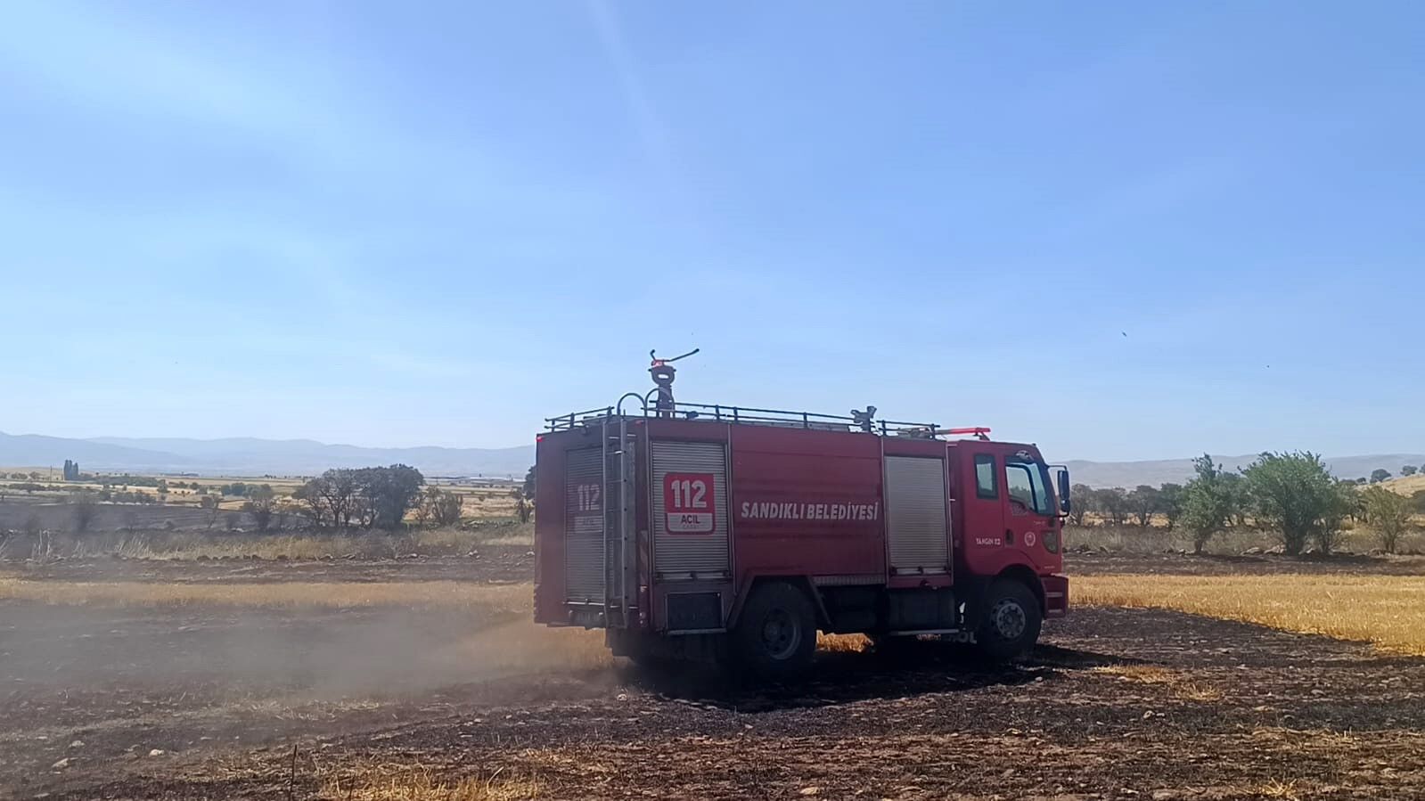 200 Dekarlik Tarim Arazi̇ Zarar Gördü (4)
