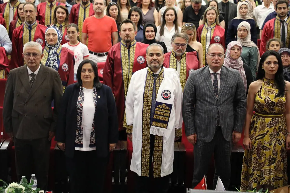 Afsü 19. Dönem Mezunlarını Uğurladı1