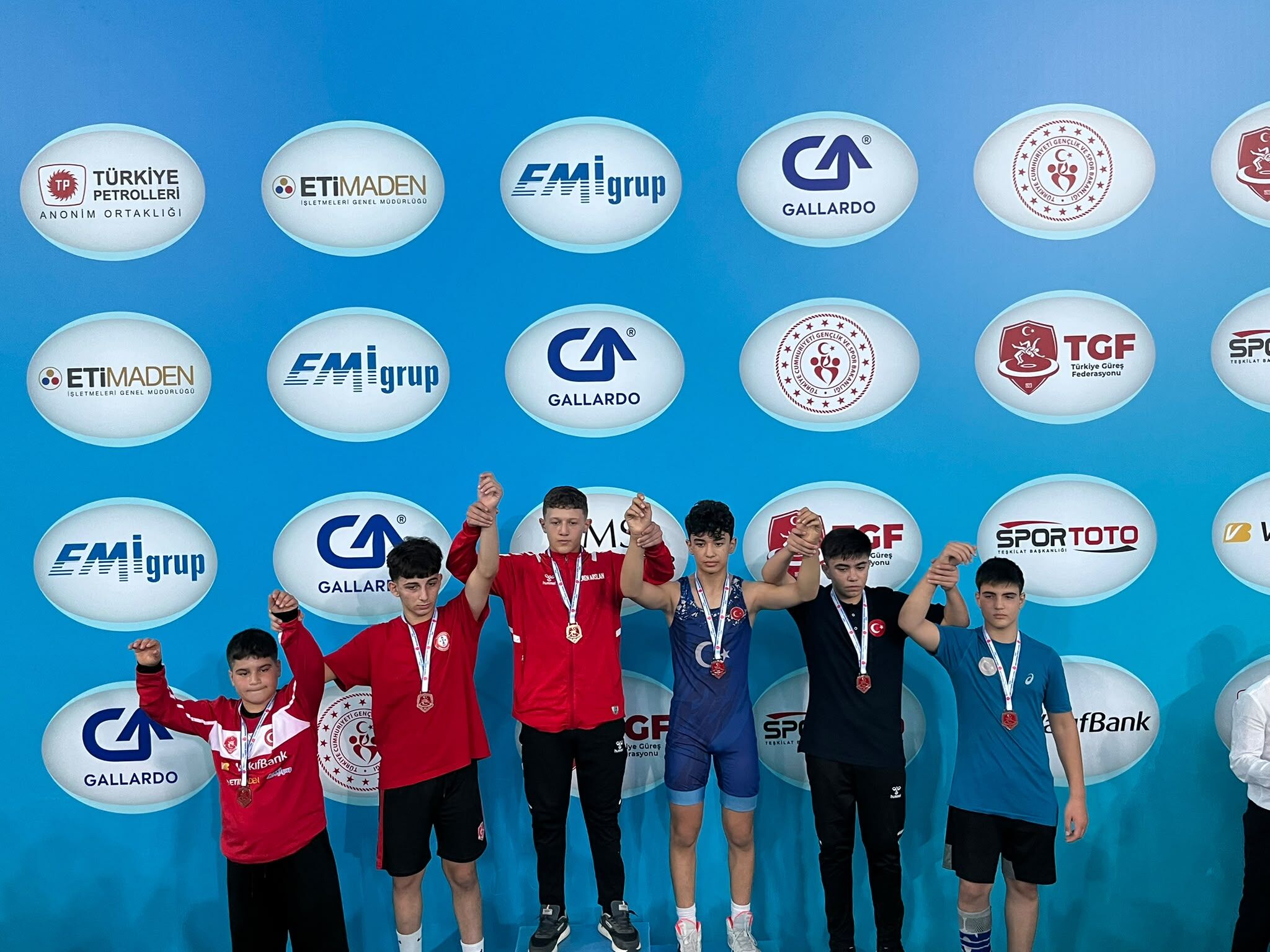 Ali Ömer Akkaya Türkiye 2Si Oldu
