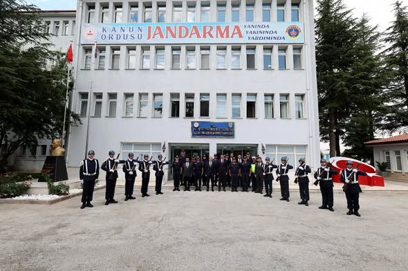 Bakan Yardımcısı Çelik'ten Jandarma'ya Ziyaret3