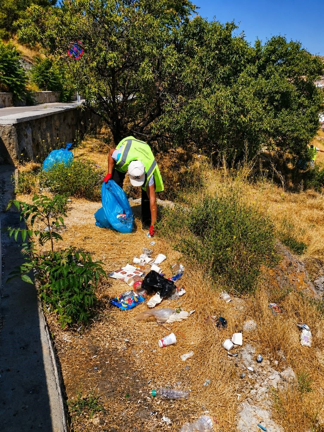 Hıdırlık’tan Çıkan Çöpler Pes Dedirtti (2)