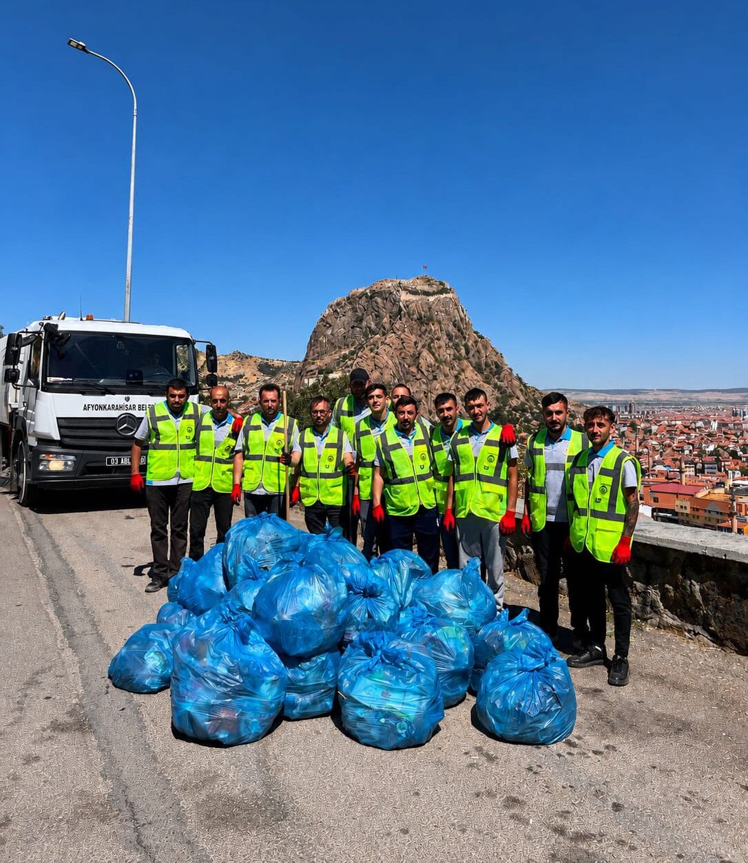 Hıdırlık’tan Çıkan Çöpler Pes Dedirtti (4)