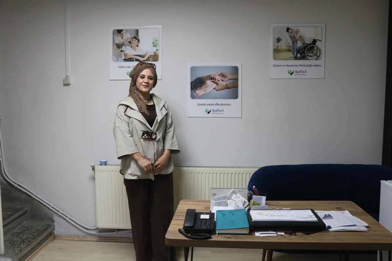 İlgi̇ Özel Danişmanlik Ai̇leleri̇n Yaninda1