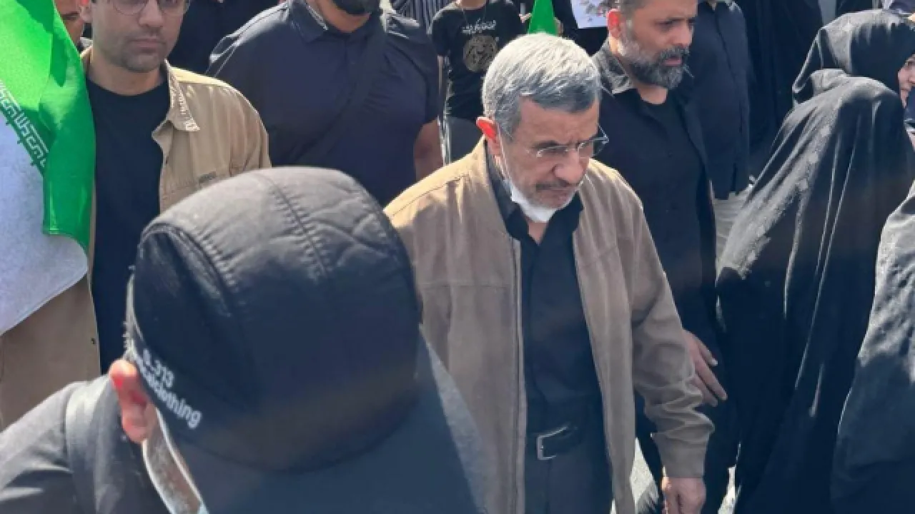 İran Cumhurbaşkanı Mahmud Ahmedinejad