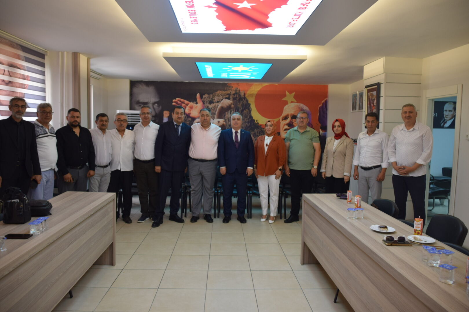 İstanbul'daki Afyonlular İyi̇ Parti Afyon'da Buluştu (1)