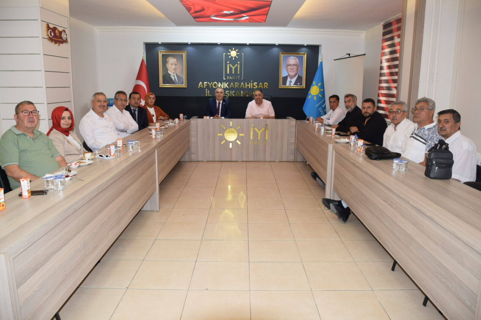 İstanbul'daki Afyonlular İyi̇ Parti Afyon'da Buluştu (5)