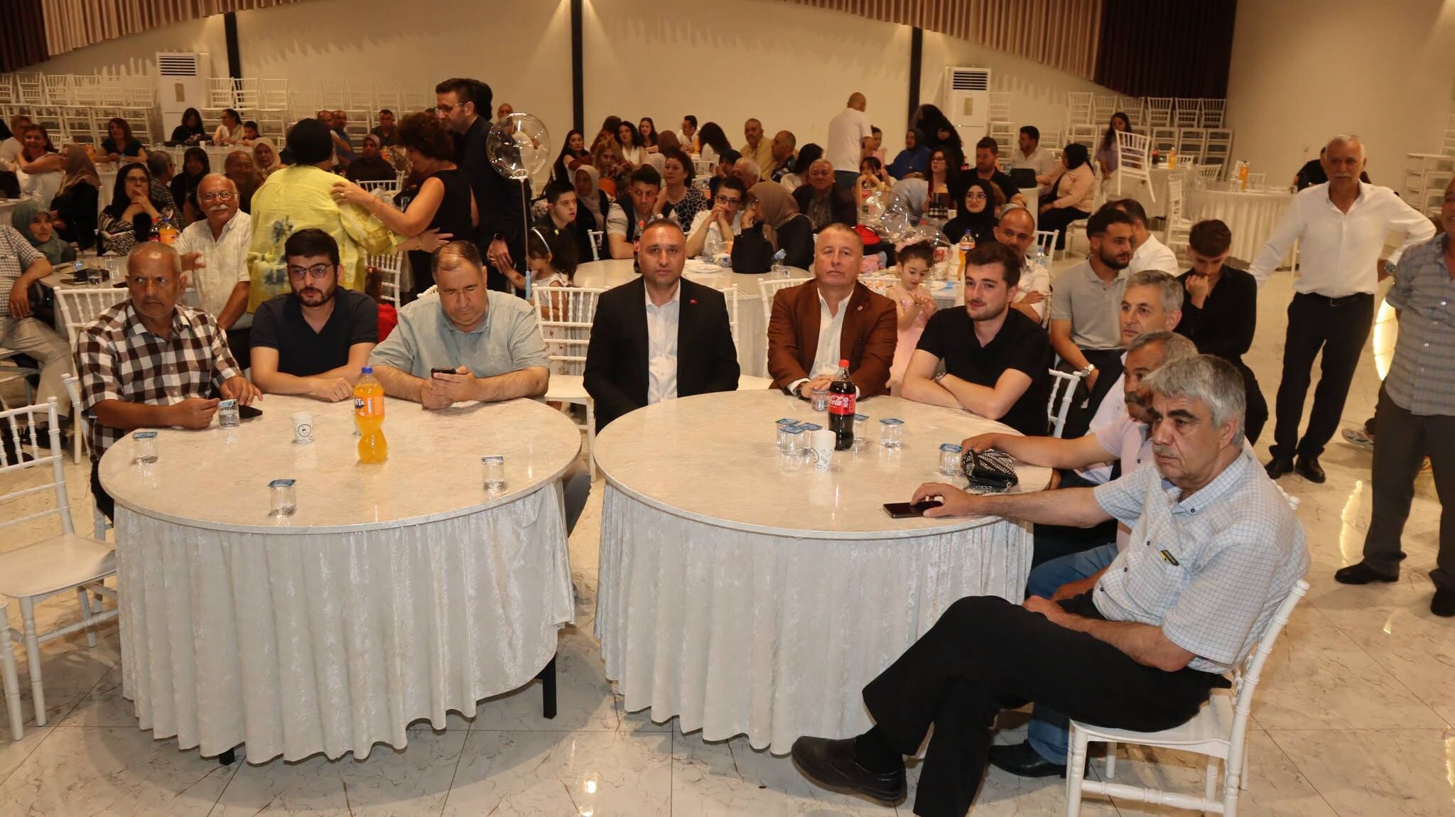 İyi̇ Parti Heyeti Genç Çifte Mutluluklar Diledi (2)
