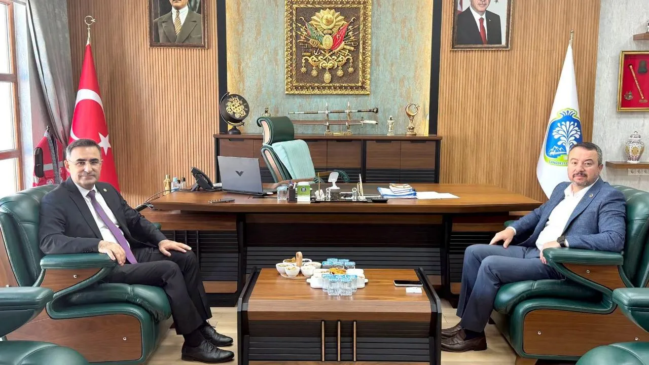 Milletvekili Arslan’dan Sandıklı Belediyesi’ne Ziyaret-1