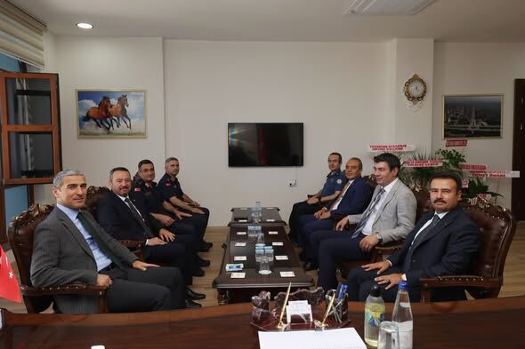 Sandıklı'da Yerel Gündem Vali Aktaş Protokolle Bir Araya Geldi 1