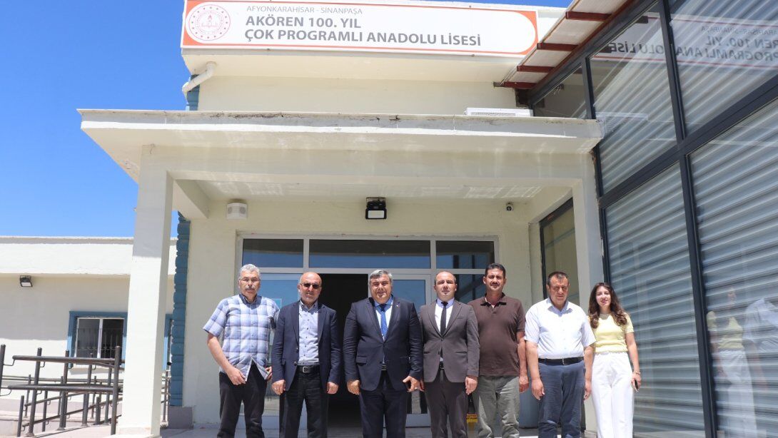 Sinanpaşa’da Vefat Eden Öğrencilerin Anısına Kütüphane (2)