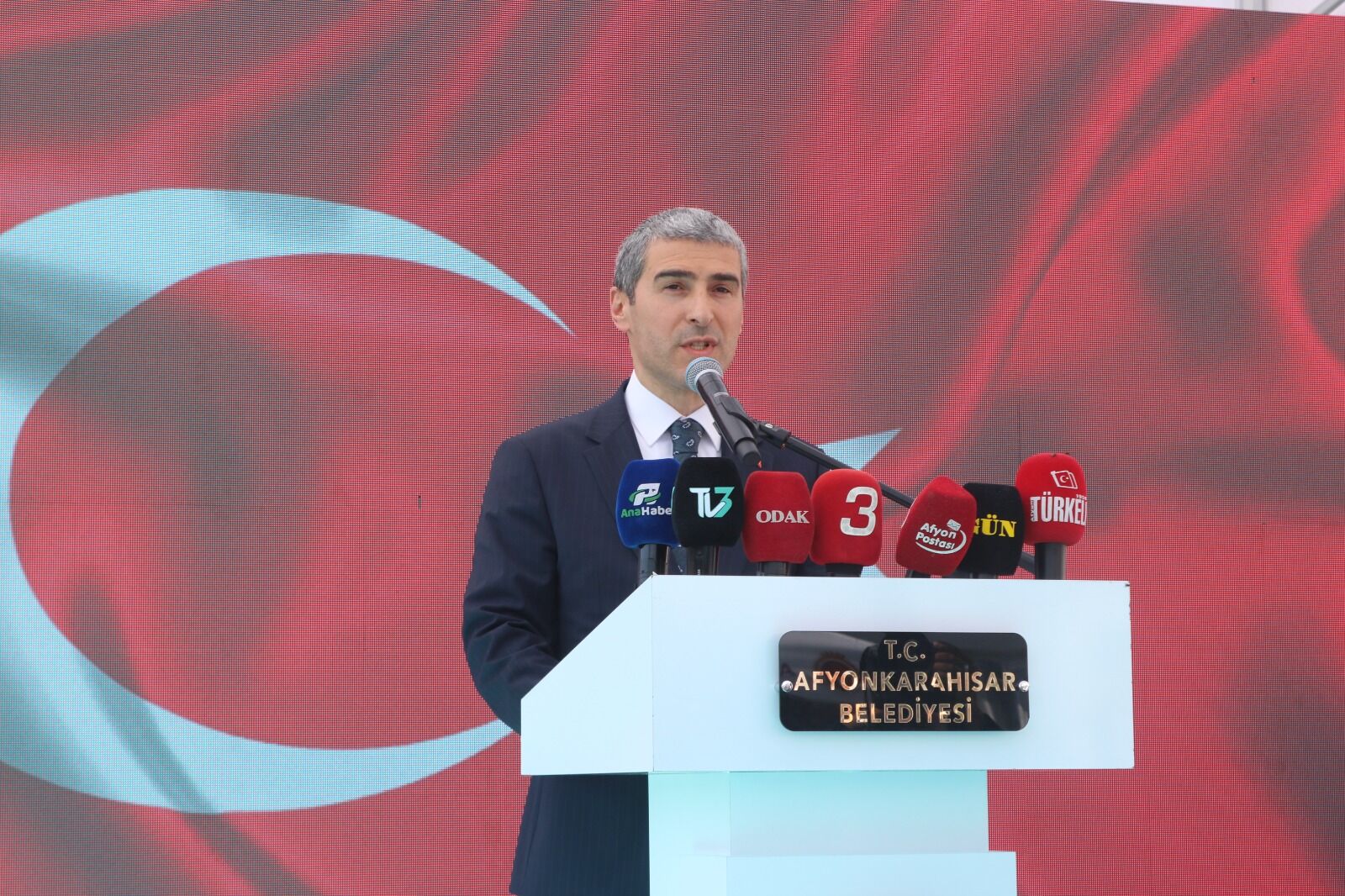 Sokaklarda Sahi̇psi̇z Hayvan Kalmayacak (9)