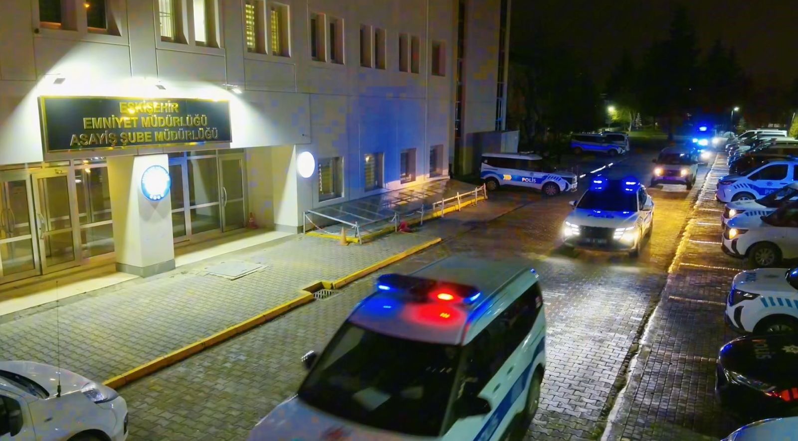Afyon Dâhil 19 İlde Modem Operasyonu (5)