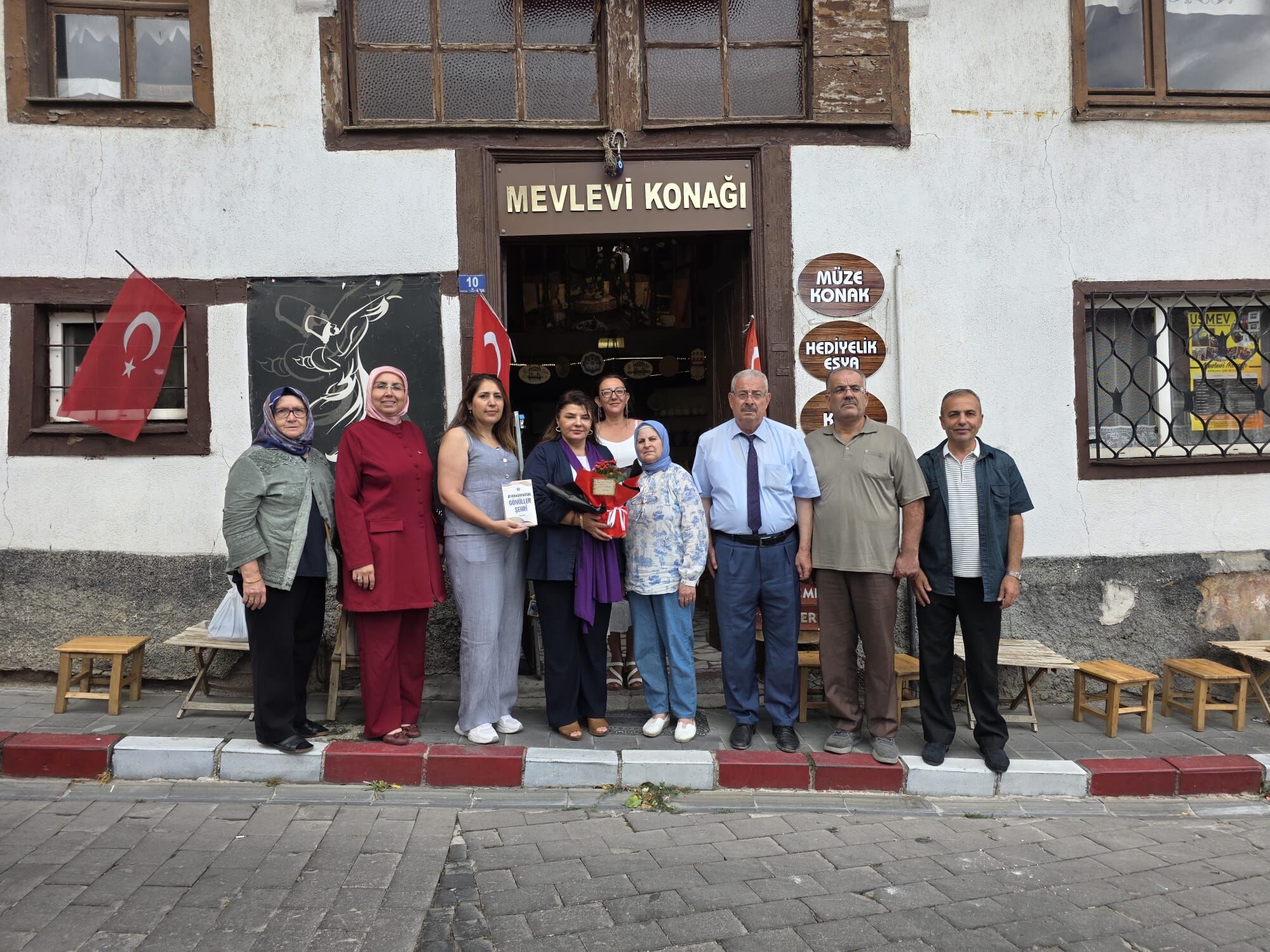 Afyon’da Sanat Dayanışması Afyasad Kültür Paydaşlarıyla Bir Araya Geldi (3)