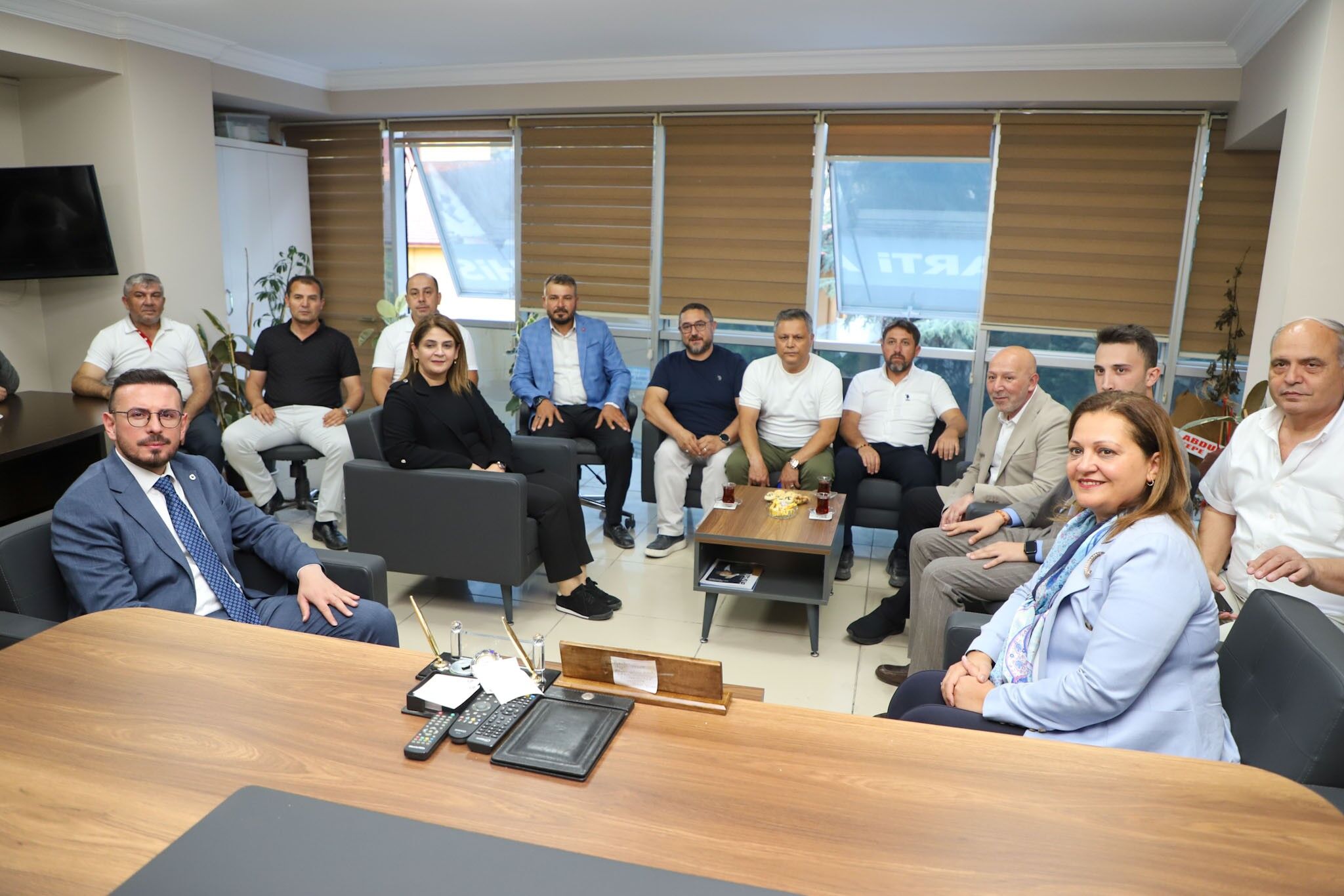 Ak Parti Afyon Teşkilatından 25.Yıl Coşkusu (1)