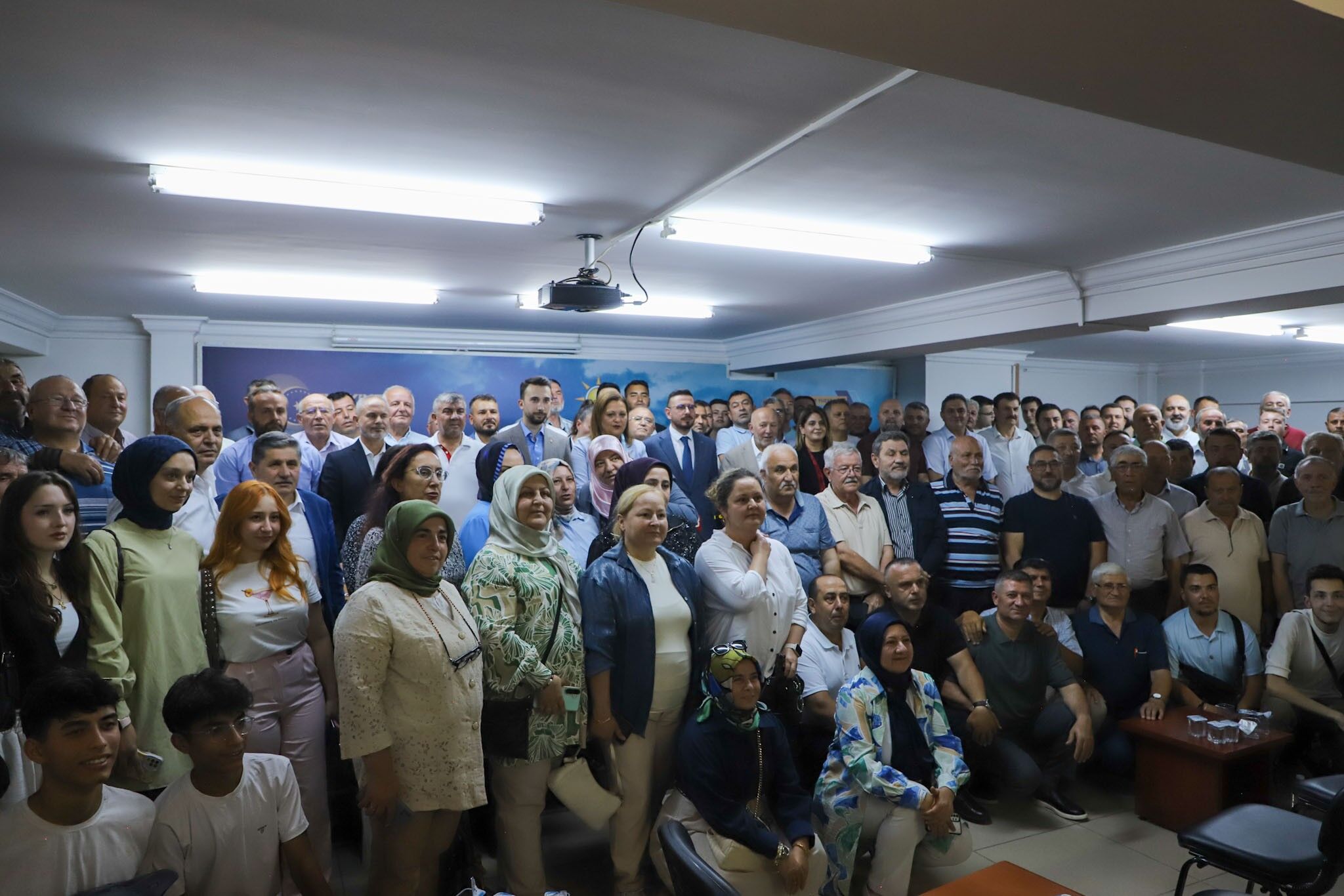 Ak Parti Afyon Teşkilatından 25.Yıl Coşkusu (17)