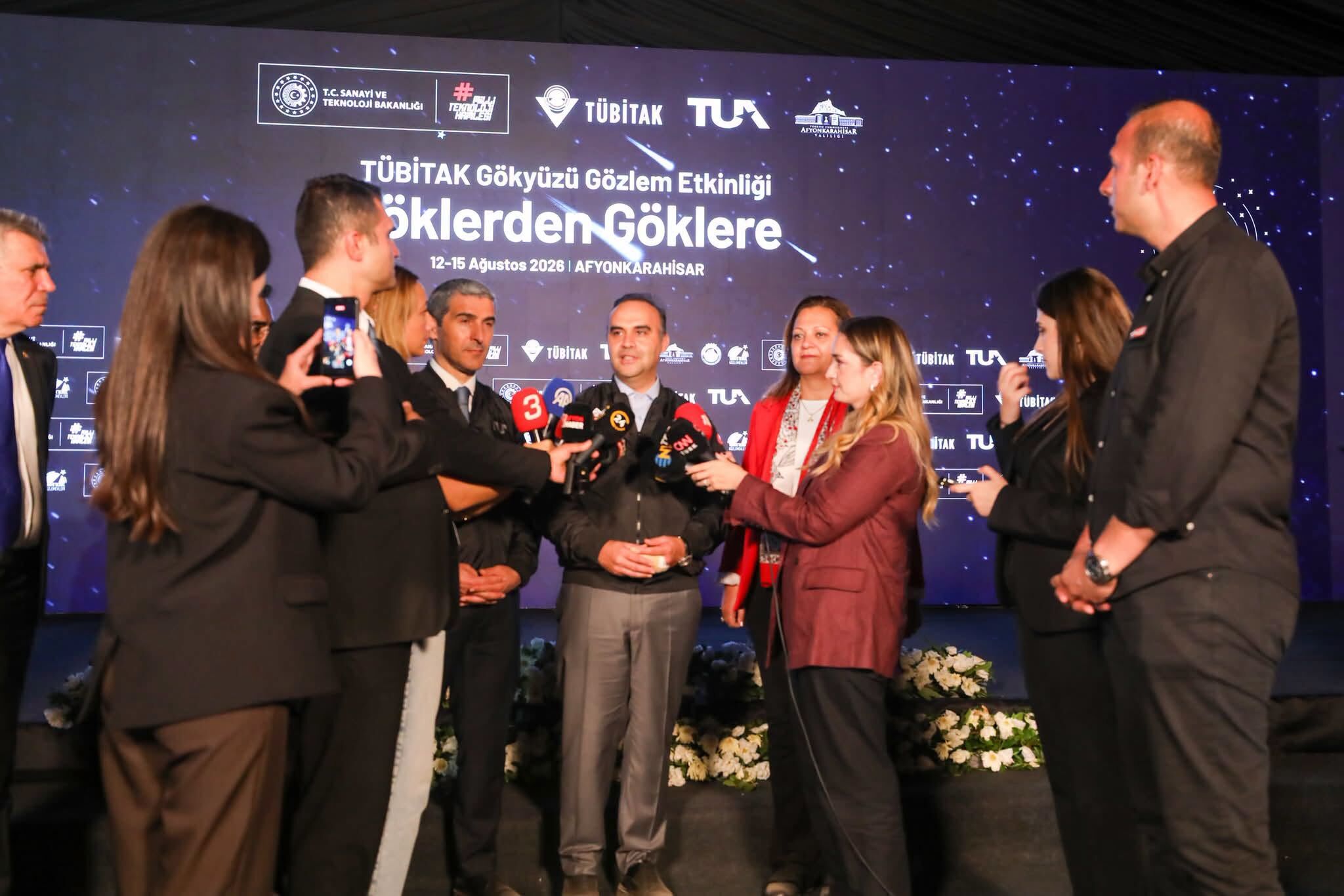 Bakan Kacır, Tübi̇tak Gökyüzü Gözlem Etkinliği'nde (4)