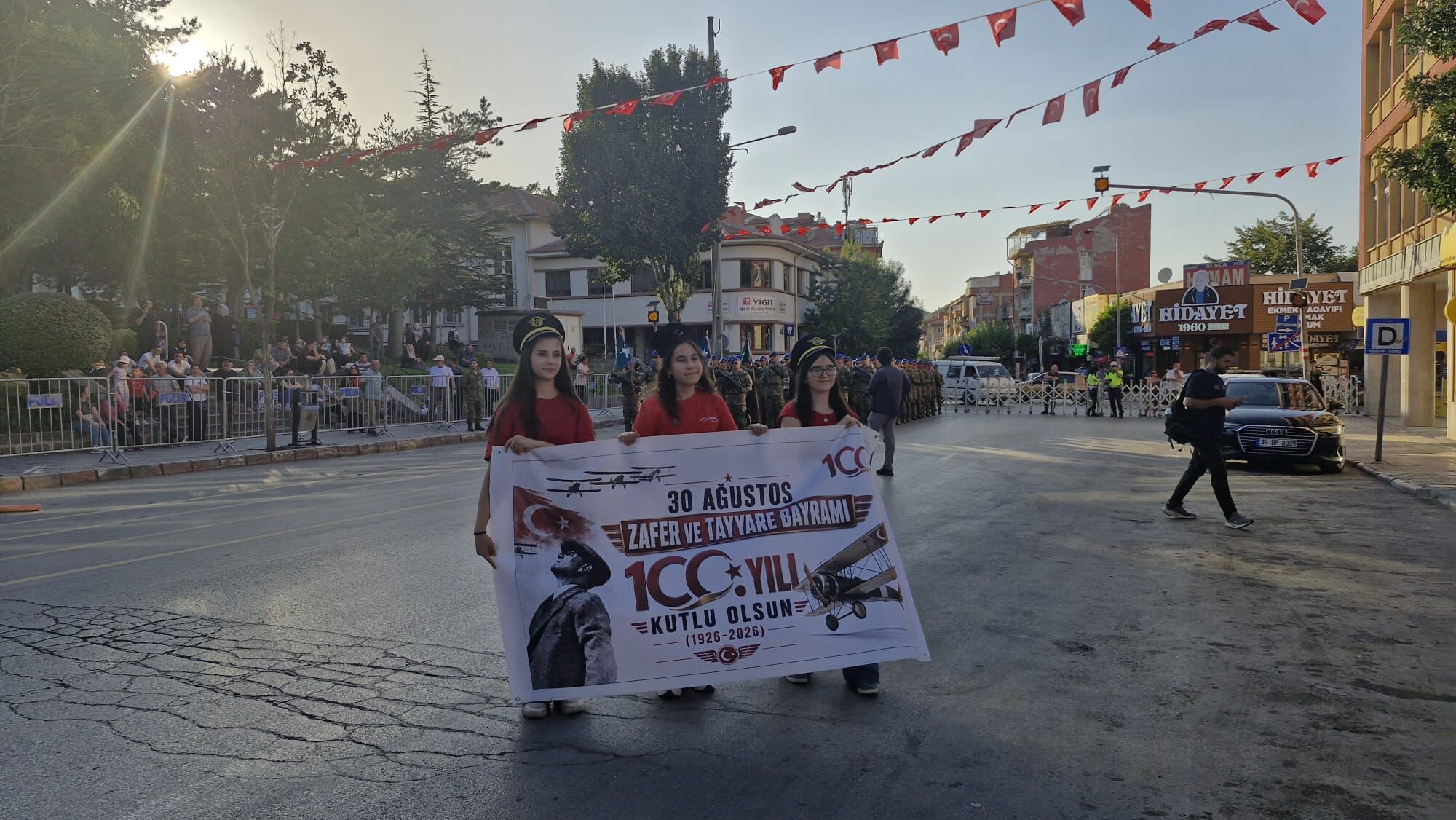 Bi̇lsem’li̇ Gençlerden Tayyare Bayramının 100.Yılı Farkındalığı (2)