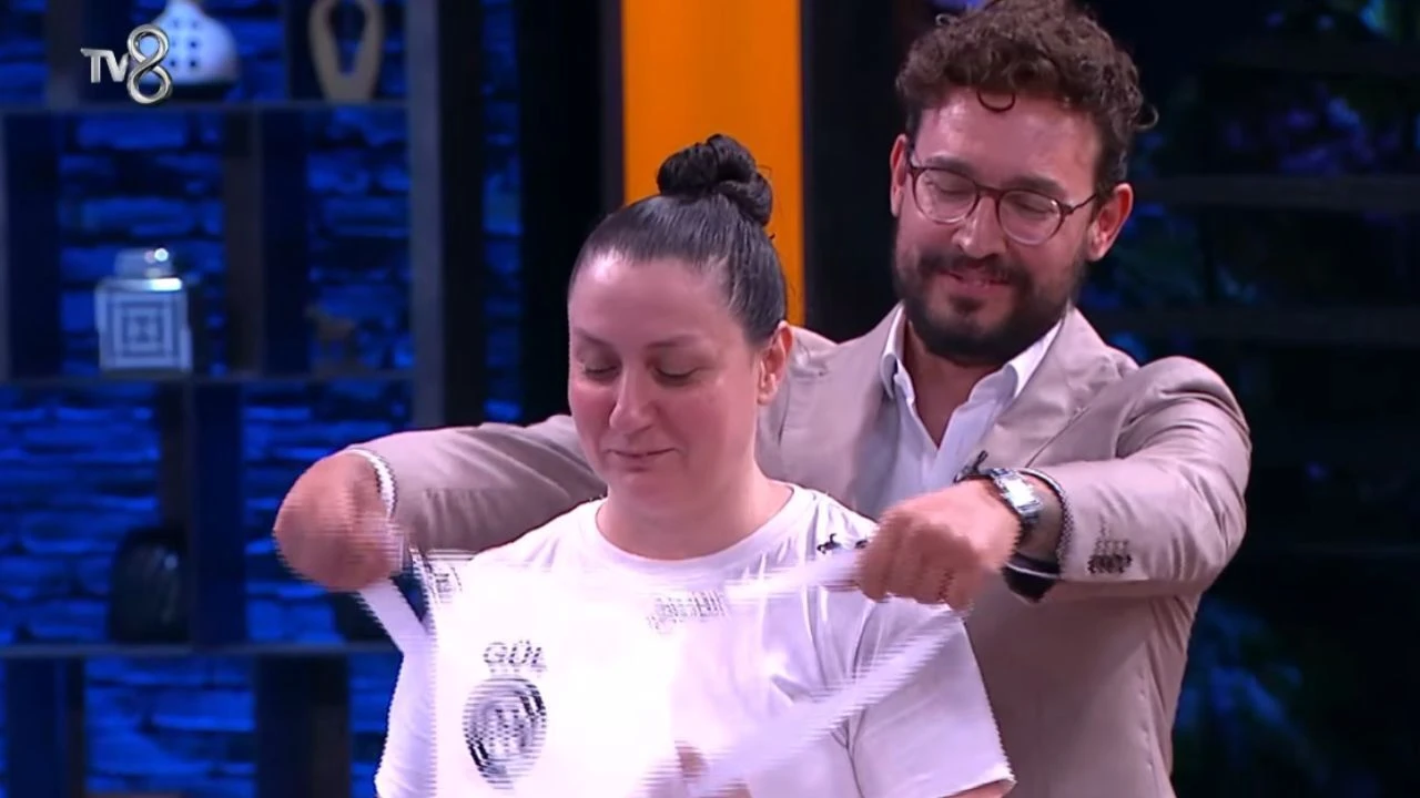 Masterchef'e Veda Etti, Yaşadıkları Herkesi Ağlattı! (2)