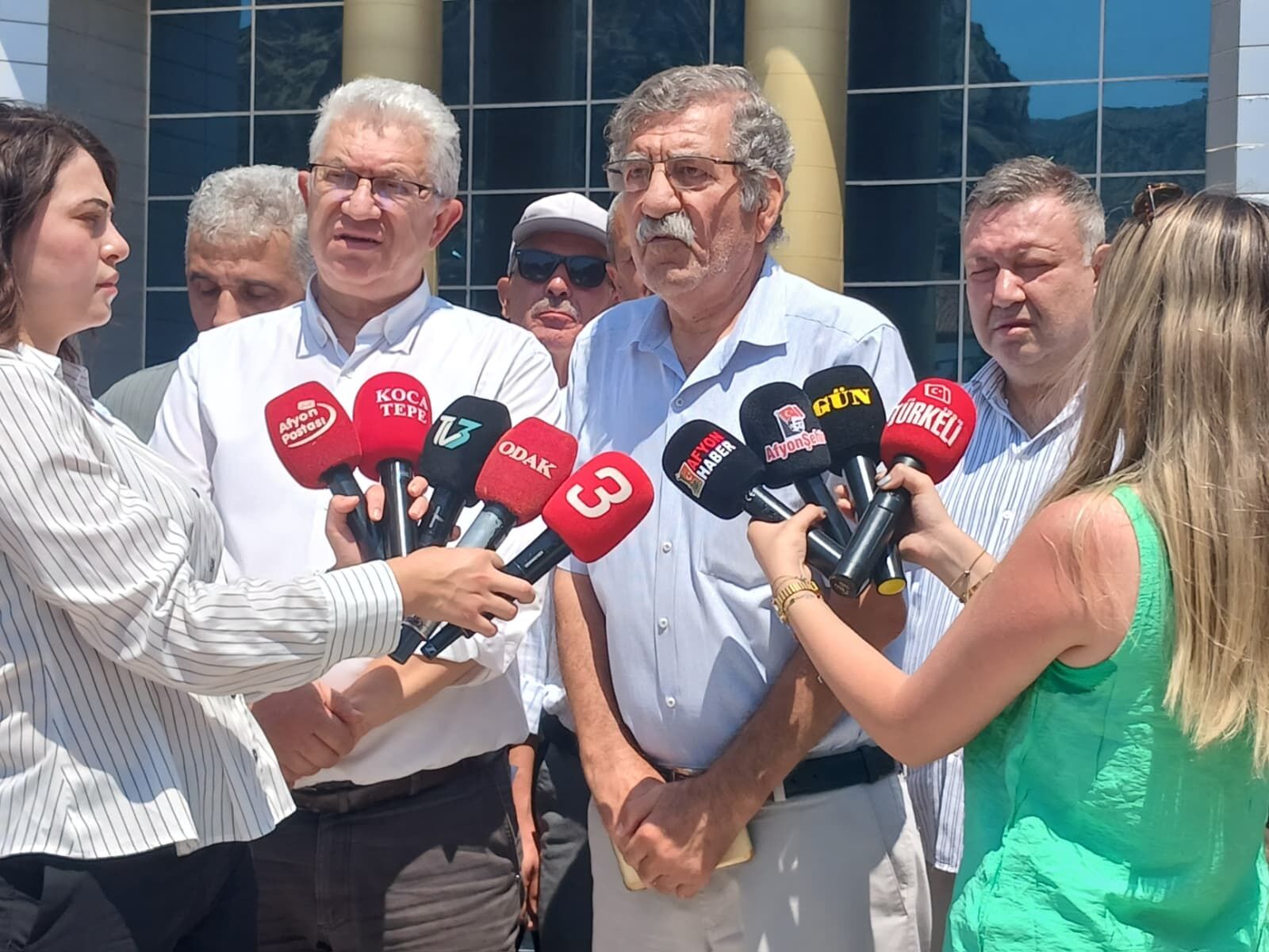 “Mecliste Muhalefetin Sesi Susturuluyor” (2)