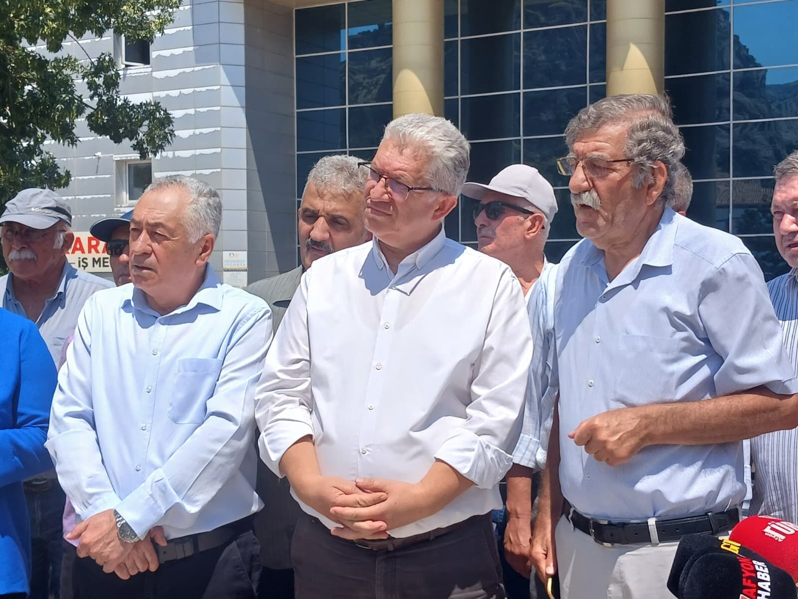 “Mecliste Muhalefetin Sesi Susturuluyor” (4)