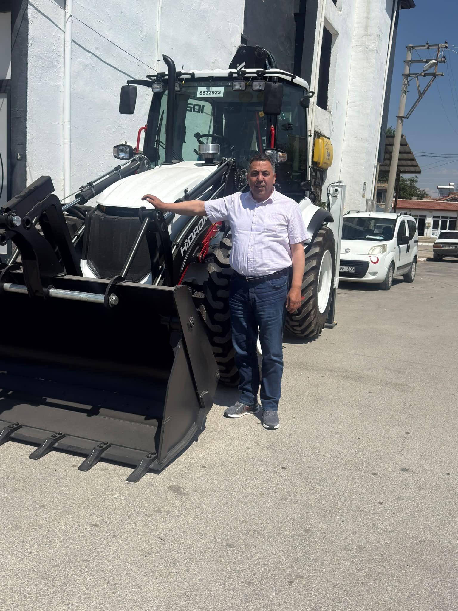 Pazarağaç Belediyesi Araç Filosunu Genişletiyor Beldeye Yeni Hizmet Aracı Kazandırıldı (2)