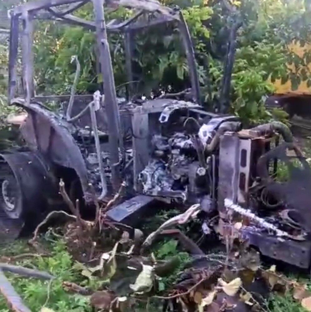 Samanlık Yandı, Traktör Kullanılamaz Hale Geldi