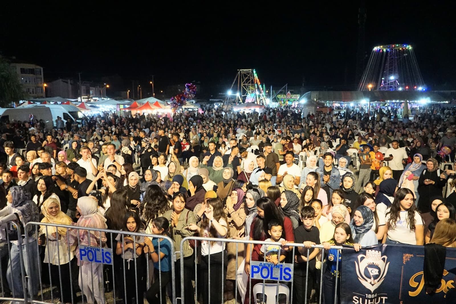 Şuhut’ta Zafer Haftası Coşkusu Rota Band Ile Devam Ediyor (4)