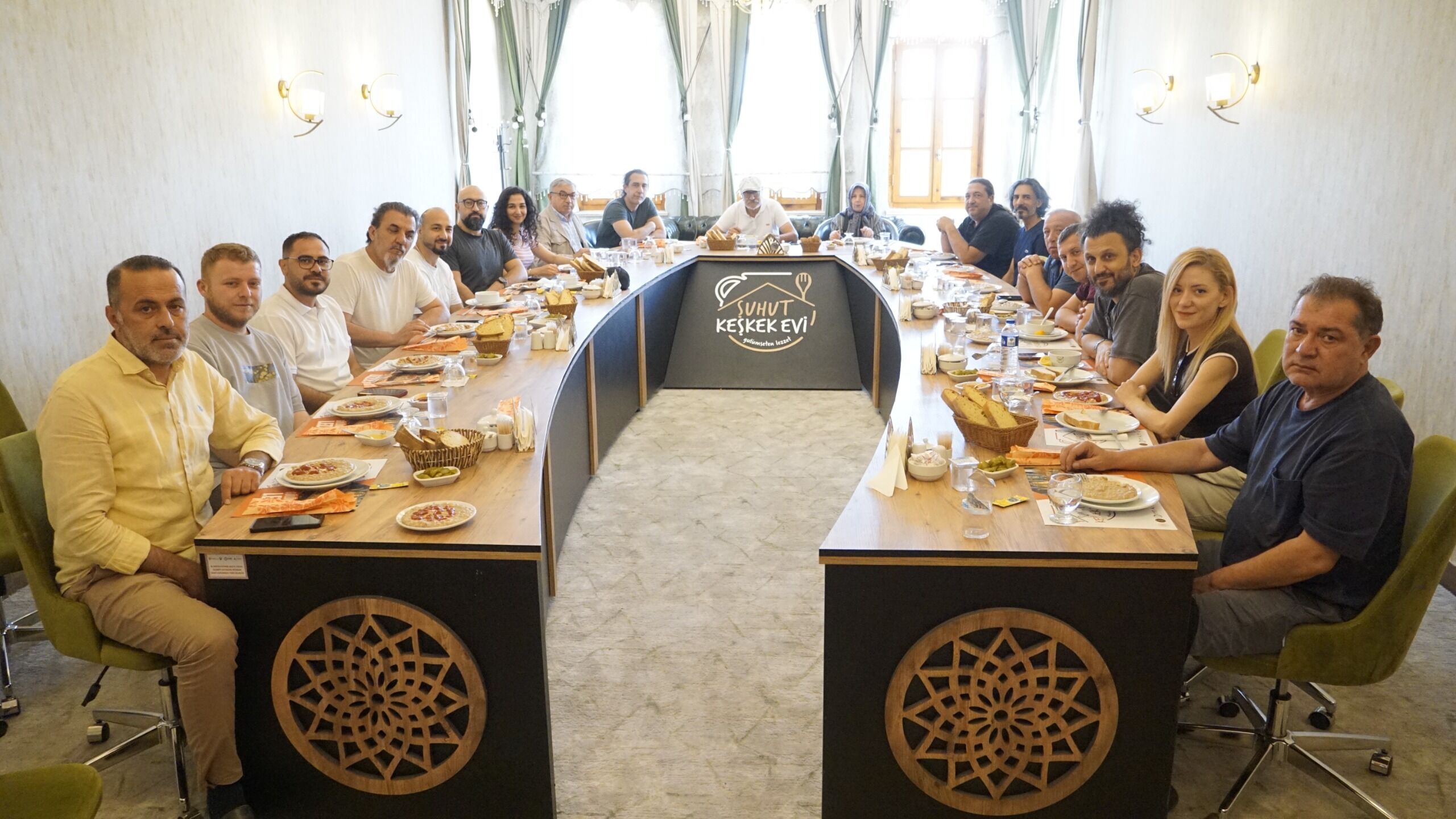 Ünlü Sanatçı Kıraç Şuhut’ta (4)