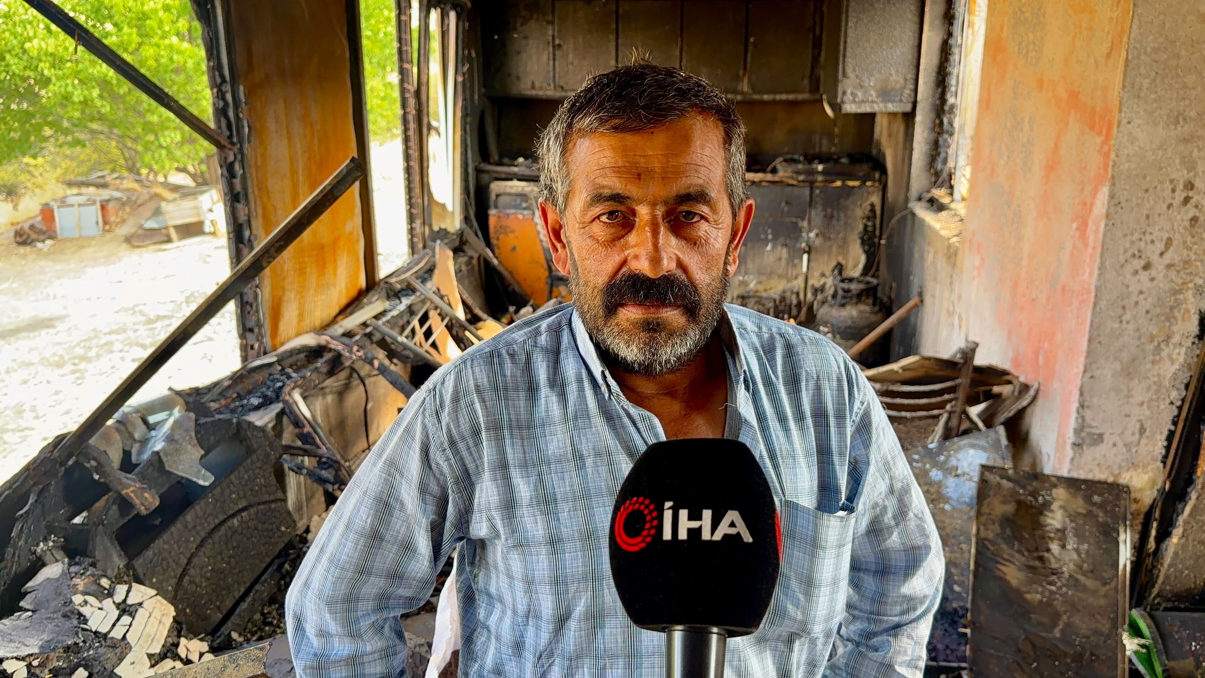 Yangında Ev Yandı (4)