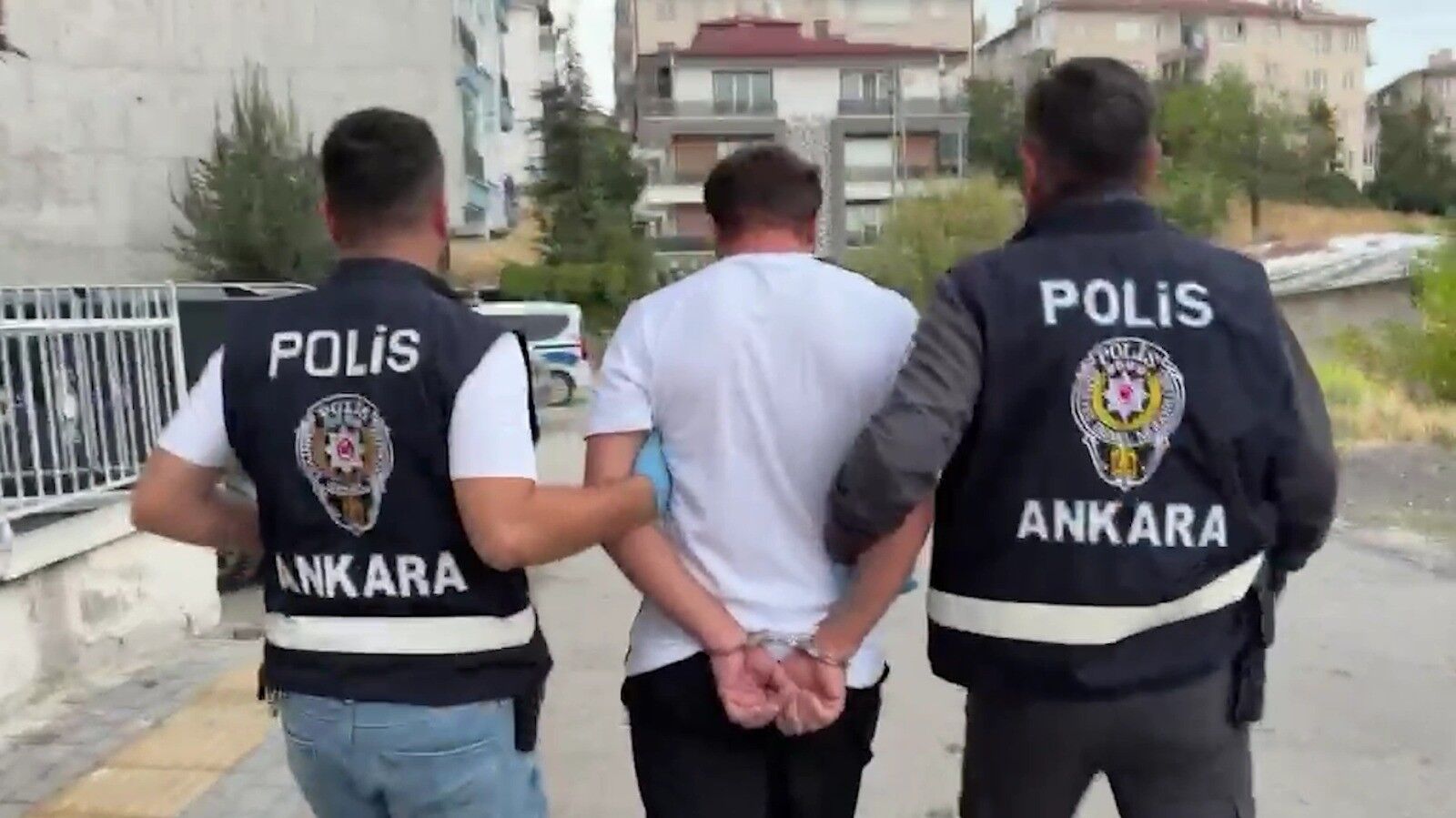 Afyon Dahil 48 Ilde Eş Zamanlı Operasyon (1)