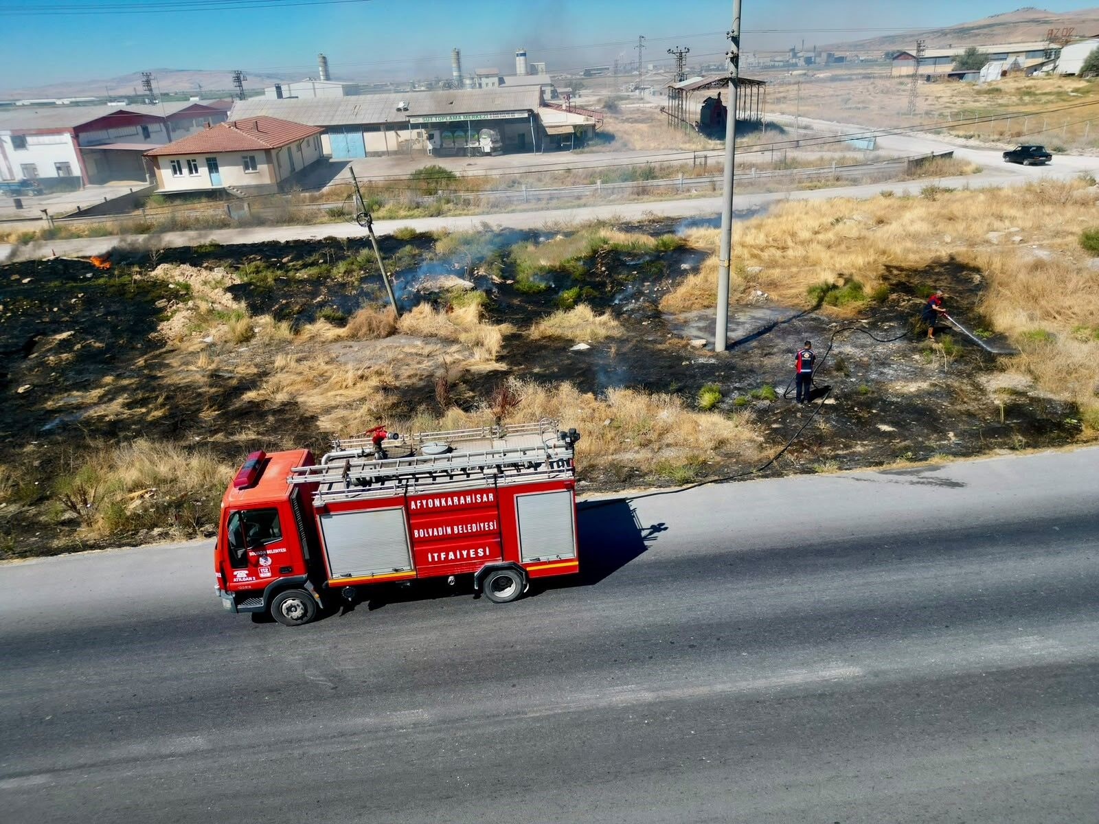 Afyon'da Anız Yangını Trafiği Olumsuz Etkiledi (4)