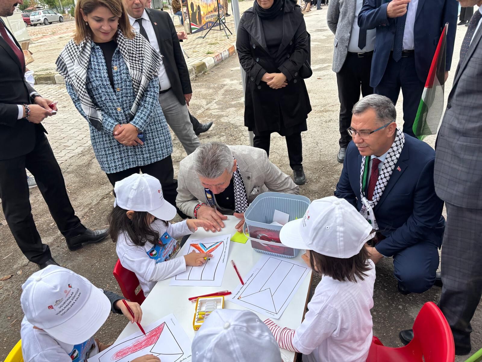 Afyon'da Uçurtmalar Vurulmasın, Gökyüzü Çocuklara Kalsın (11)