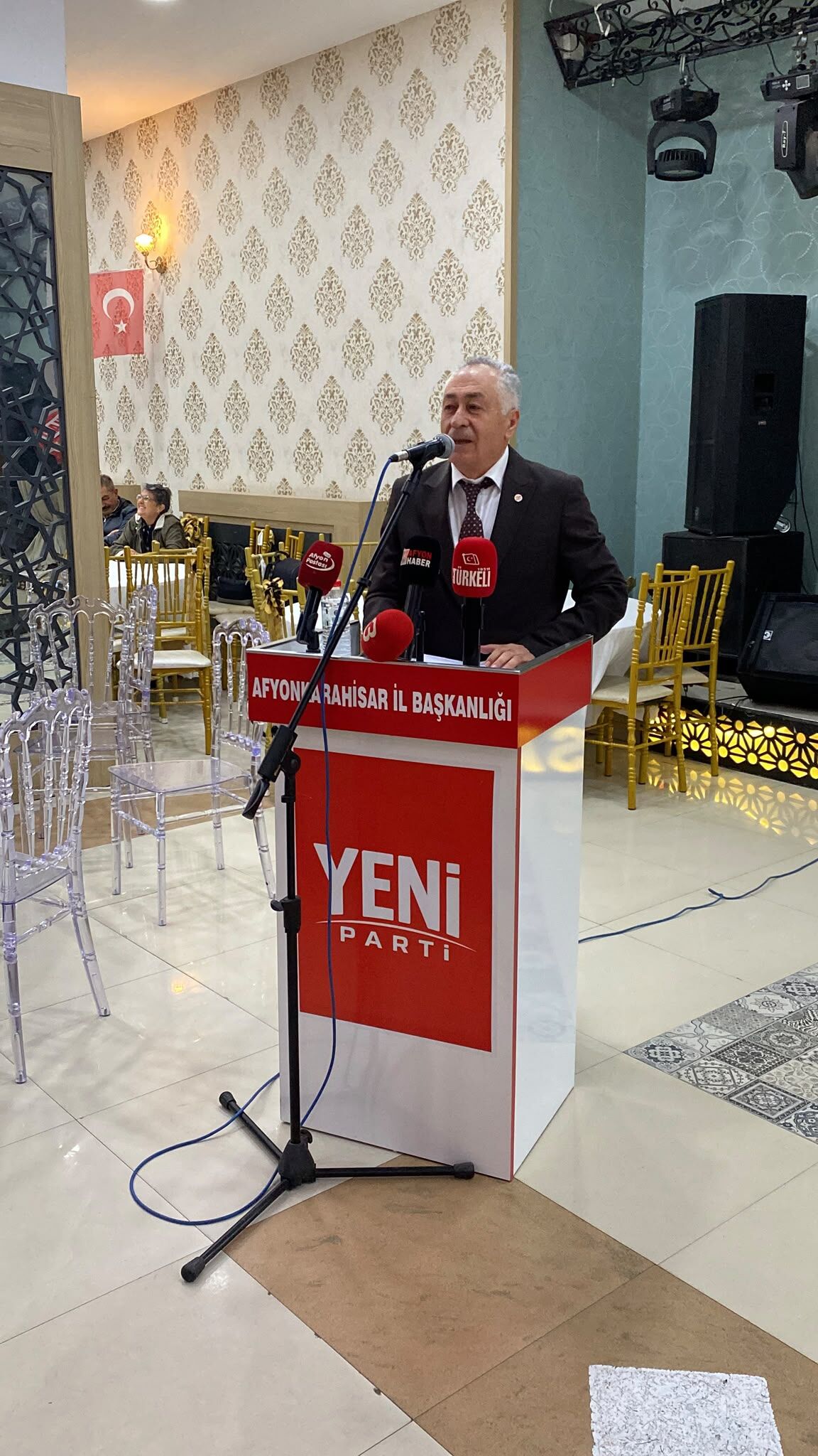 Hasan Karadeniz “Eski Kırgınlıkları Bir Yana Bırakmalıyız” (1)