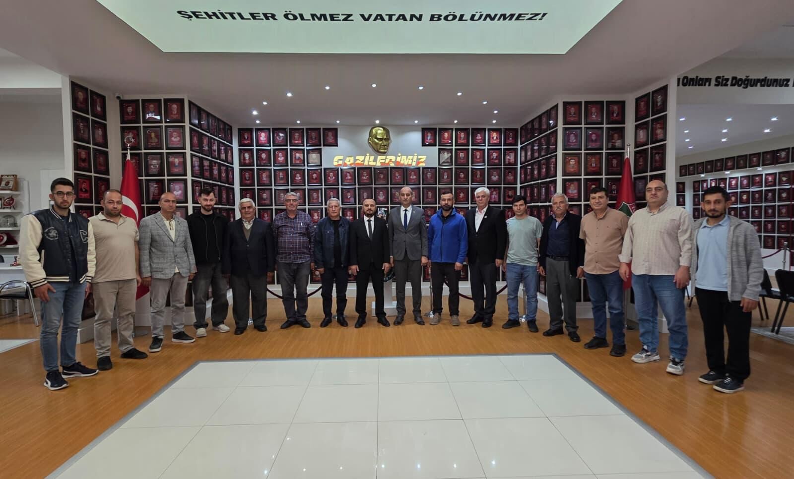 Karahisar Yörükler Derneği’nden Anlamlı Ziyaret (3)-1