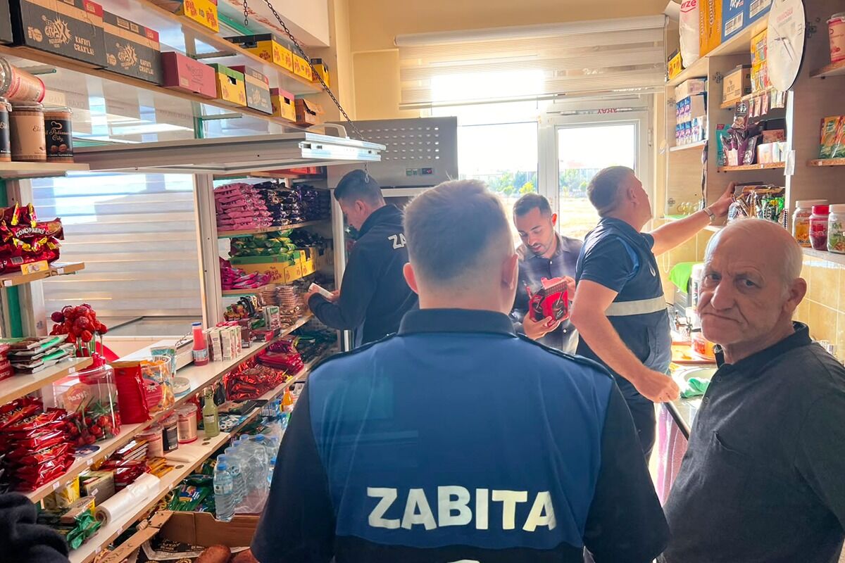 Şuhut’ta Okul Kantinlerine Sıkı Denetim (1)