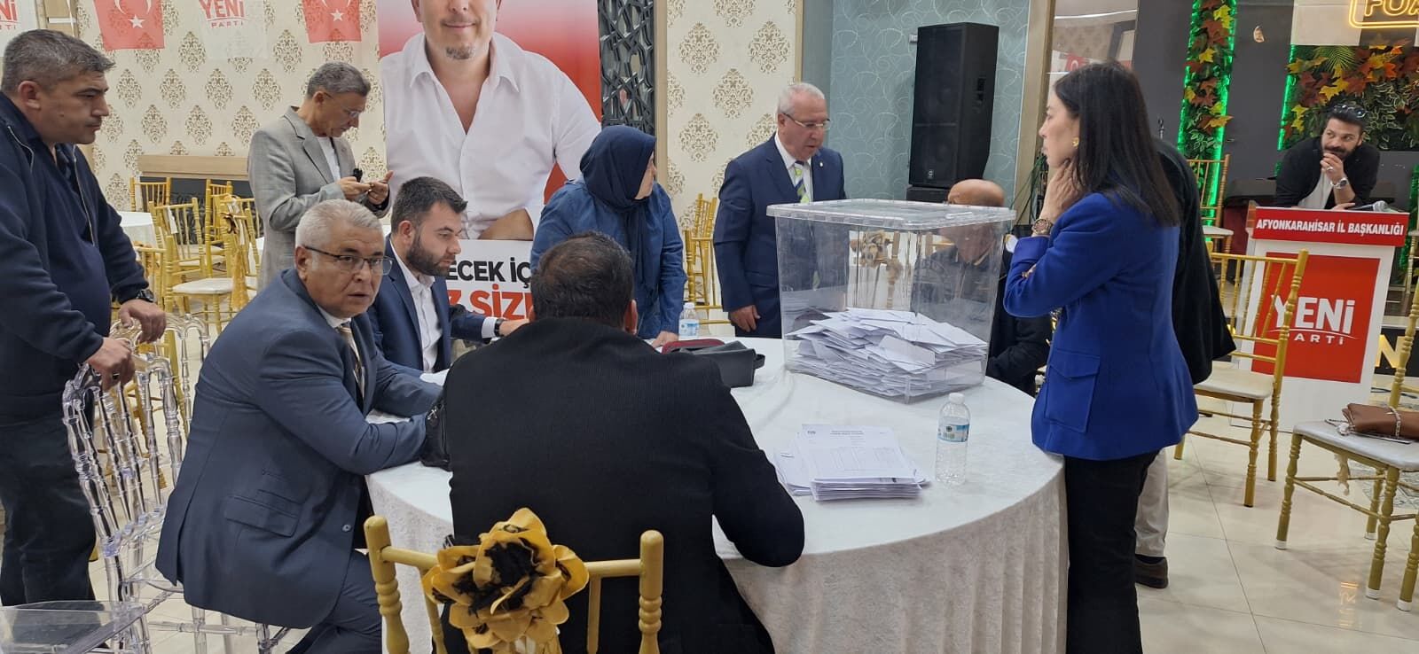 Yeni Parti Afyon Merkez İlçe Başkanlığı İçin Oy Sayımı Başladı (2)