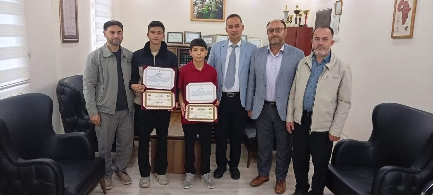 Afyon’da Eğitimini Tamamlayan Hafızlar Belgelerine Kavuştu-1