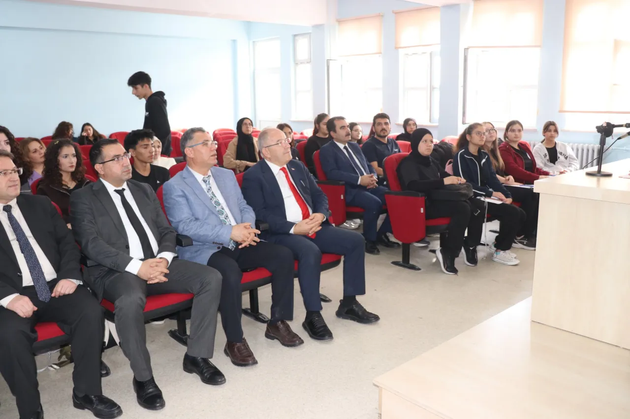 Afyon’da “Sesim Sana, Hikâyem Bize” Projesi Başladı (2)