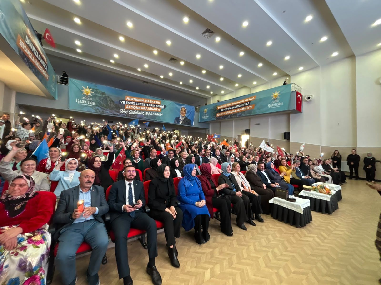 Ak Parti Kadın Kolları Genel Başkanı Afyonkarahisar’da! Teşkilata Önemli Mesajlar (10)