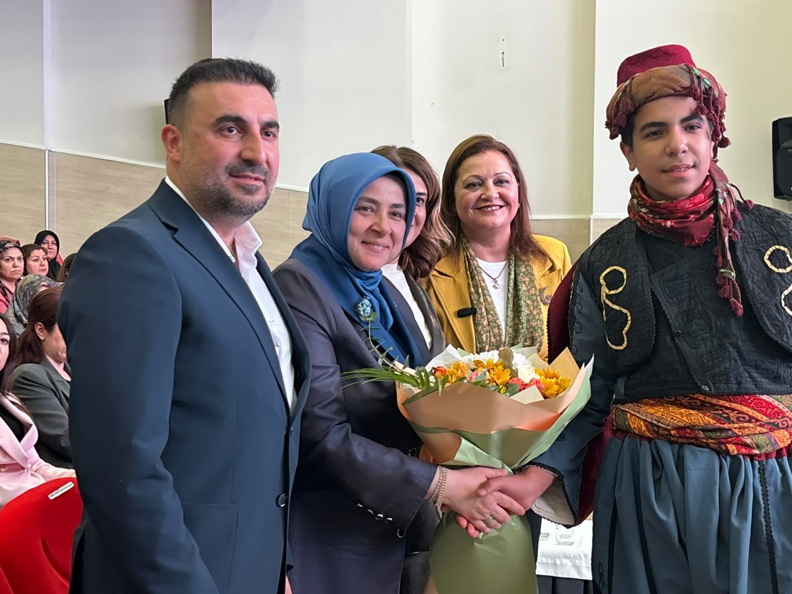 Ak Parti Kadın Kolları Genel Başkanı Afyonkarahisar’da! Teşkilata Önemli Mesajlar (20)