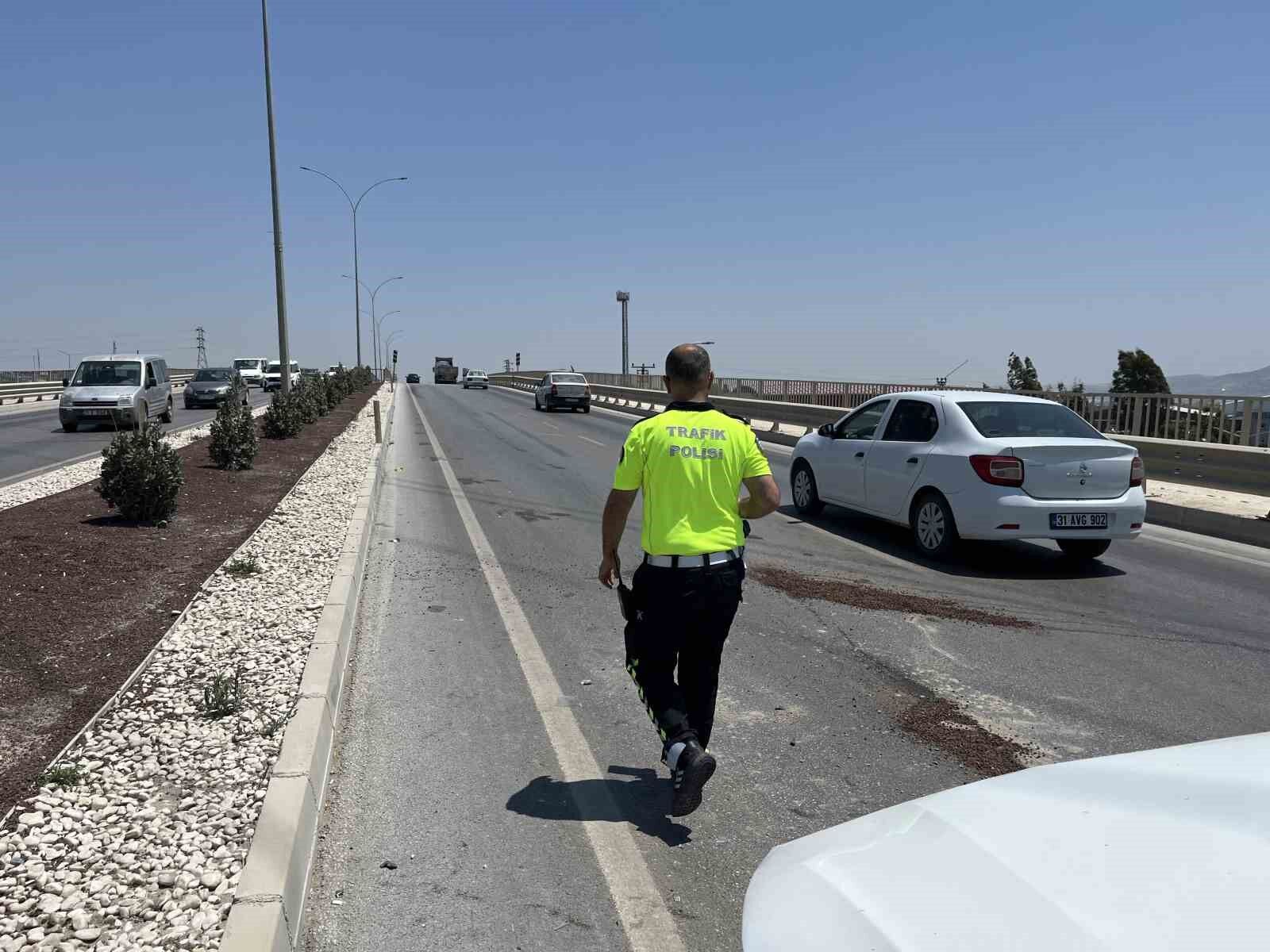 Bakan Mustafa Çiftçi’den Hatay’daki Fedakar Polise Teşekkür (3)