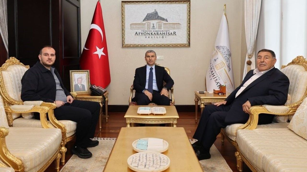 İş İnsanı Bekir Şapcı’dan Vali Aktaş’a Nezaket Ziyareti