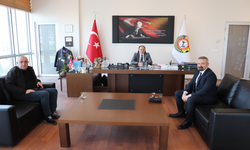 CHP'nin Erkmen Belediye Başkan Adayı Hüsnü Serteser'i ziyaret etti.
